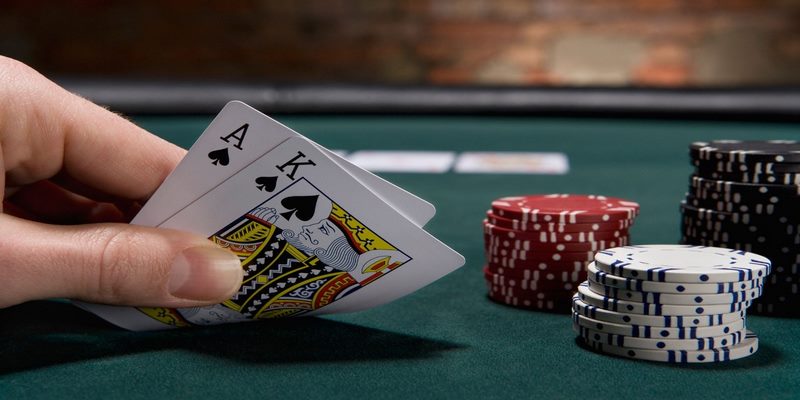 Học hỏi cách chơi poker chuyên nghiệp đến từ các cao thủ